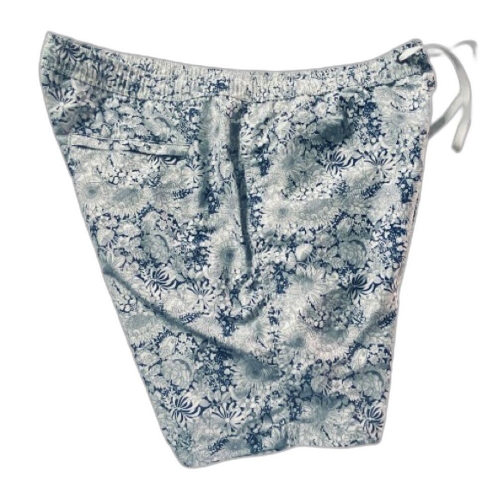 Onia The Charles Swim Trunks Men Size XXL Blue and White Floral